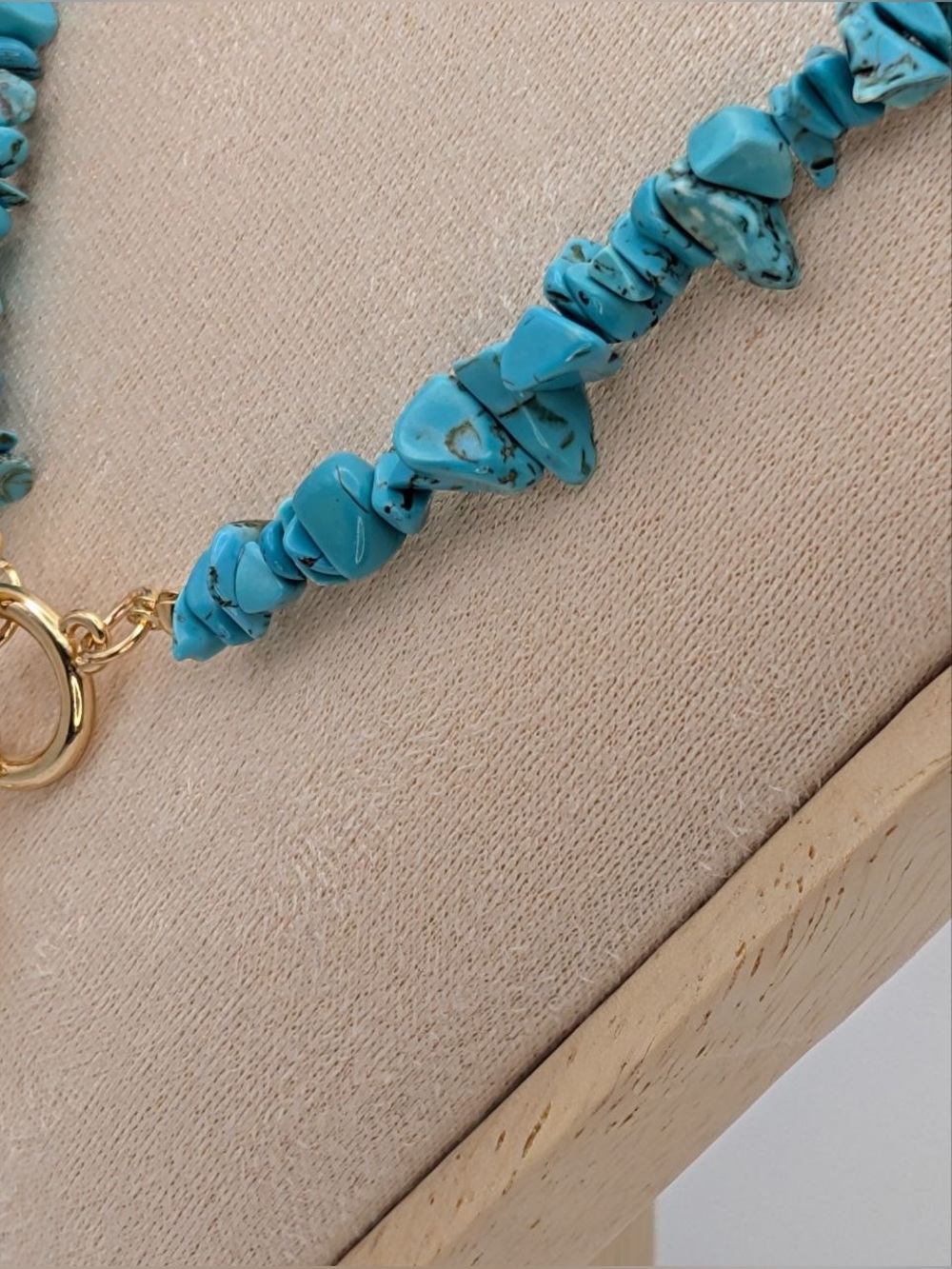 NWT Turquoise Choker Necklace
Baroque Freshwater Pearl Pendant 18K Gold Plated - Picture 9 of 10